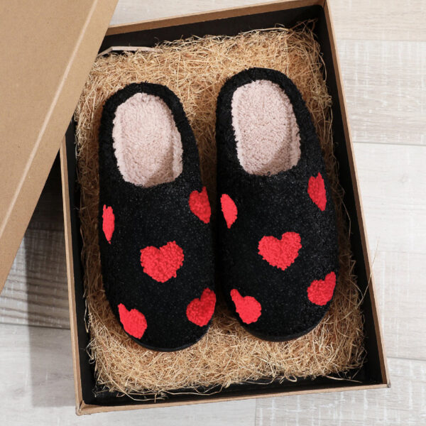 Heart slippers - Image 2